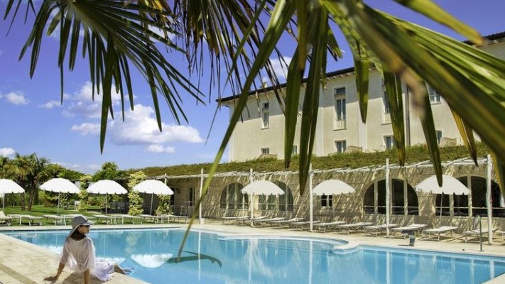 כפר הנופש cervo. אגם גארדה.