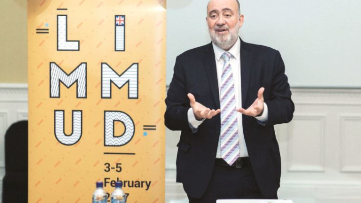 רון פרושאור בכנס  &quot;לימוד&quot;. צילום: יבגניה באסירובה