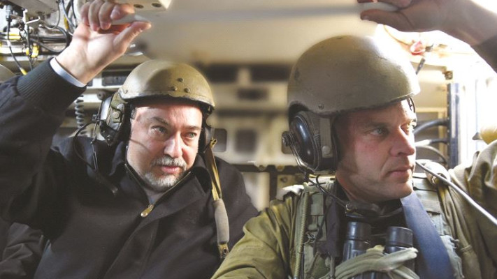 ליברמן באימון כוחות צה&quot;ל בגולן. צילום: אריאל חרמוני, משרד הביטחון