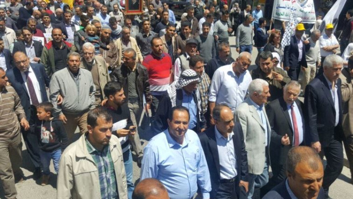 הזדהות עם שביתת רעב של אסירים. צילום: רשתות ערביות