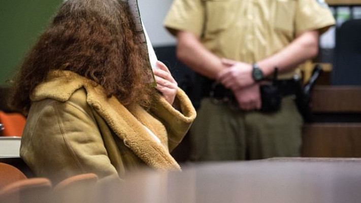 גבריאל מקבלת את הכרעת הדין בבית המשפט. צילום מסך