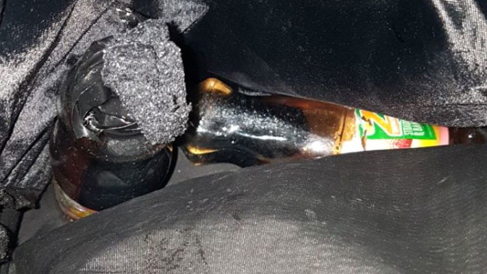 בקבוקי התבערה שנתפסו במזרח ירושלים. צילום: דוברות המשטרה