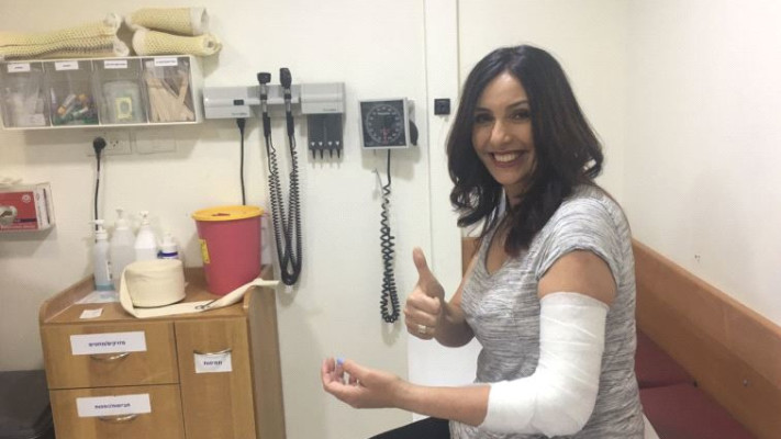 רגב במהלך הטיפול. צילום: חן קדם