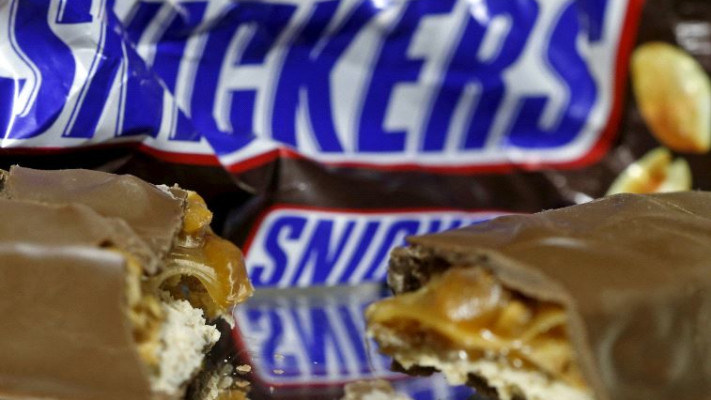 עצרו או שאני שולף את הסניקרס! אילוסטרציה: רויטרס