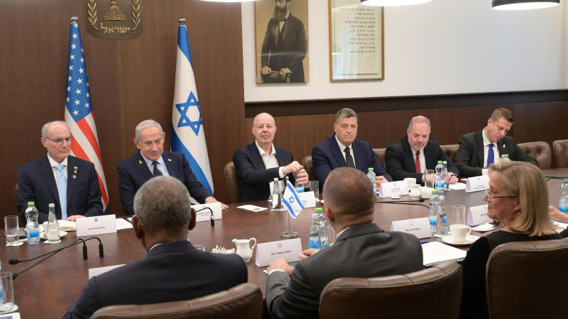 נתניהו נפגש עם משלחת דו-מפלגתית של חברי קונגרס אמריקנים