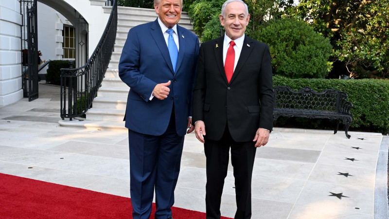  בנימין נתניהו עם דונלד טראמפ 