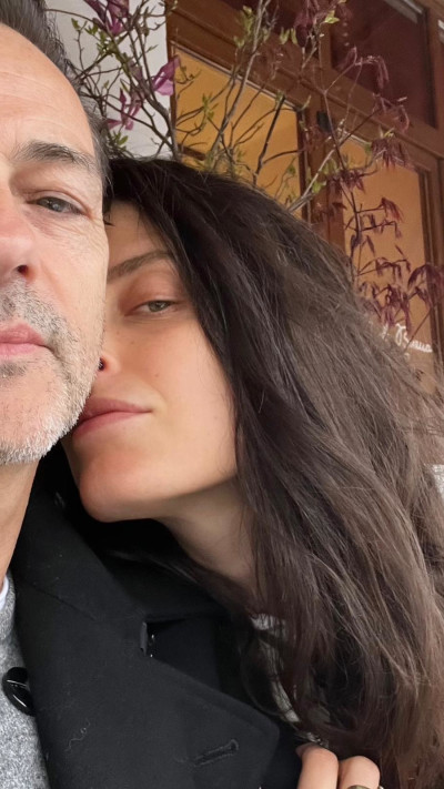 התמונה הזוגית הראשונה קבל עם ואינסטגרם: אקי אבני ועדי שילון (צילום: אינסטגרם)