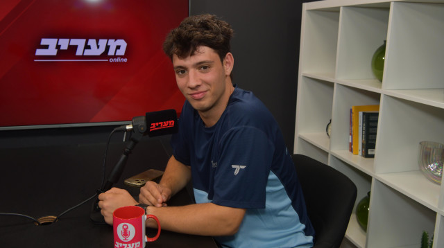 יונתן שלו (צילום: אבשלום ששוני)