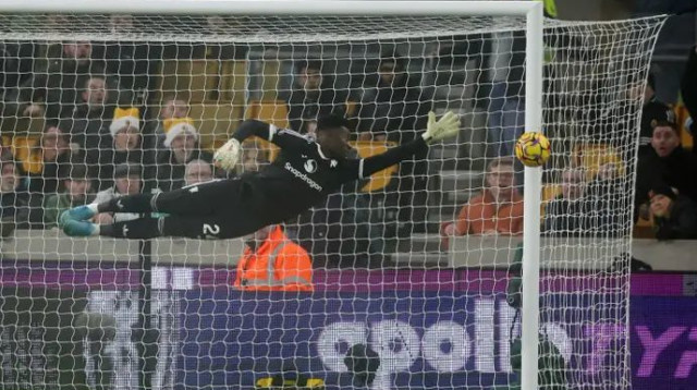 הרוויח תמונה יפה. אונאנה (צילום: רויטרס)