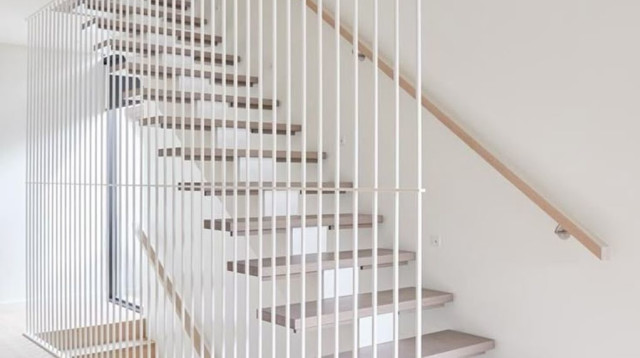 מעקה למדרגות  (צילום: יחצ)