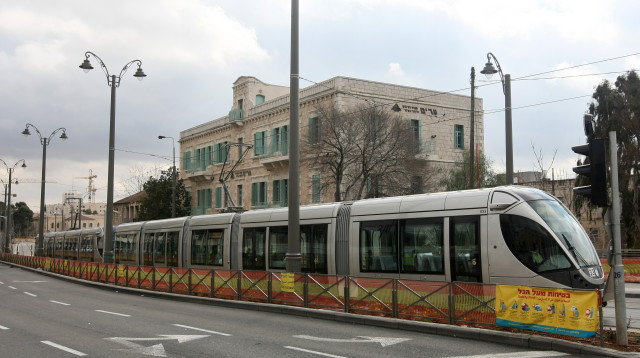 רכבת קלה (צילום: Kobi Gideon/Flash90)