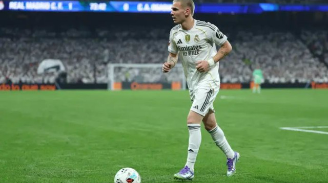 דקות ראשונות בלבן. פרנקו מסטנטואונו (צילום: אימג'בנק  GettyImages)