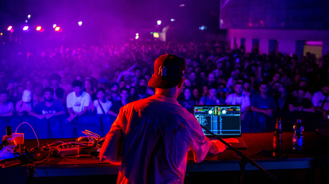 לילה לבן 2025. מסיבה עד הבוקר. אינדינגב במוז"א (צילום: שחף הבר)