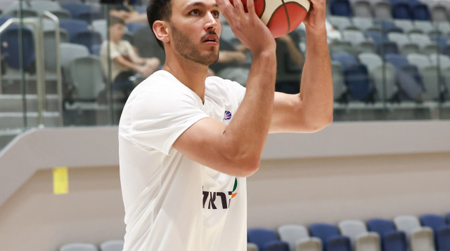 נמרוד לוי, נבחרת ישראל (צילום: דני מרון)