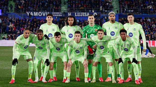 שחקני ברצלונה (צילום: Soccrates Images)