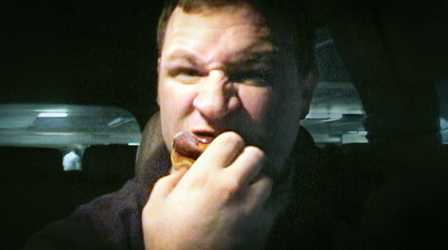 לסבול בגדול (צילום: באדיבות נטפליקס)