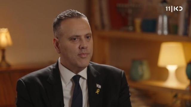 מיקי זוהר ב"פגישה עם רוני קובן" (צילום: באדיבות כאן 11)