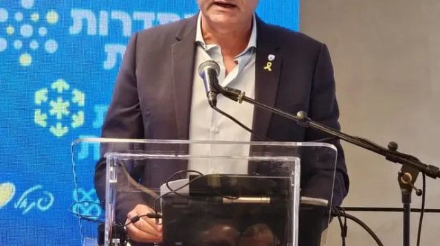 מסר ישיר לקבוצות ולאוהדים ברחבי ישראל. זוארץ (צילום: מערכת וואלה, .)