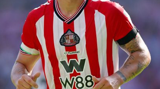 גרניט שאקה (צילום: Sportsphoto/Allstar)