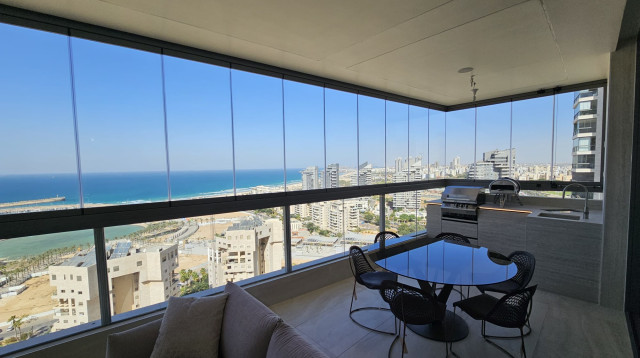 להפוך את המרפסת (או הפרגולה) לממלכה הפרטית שלך — בכל עונה (צילום: יחצ)