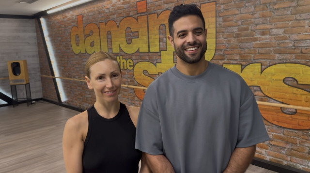 שגיא ונינה רגע לפני הגמר של "רוקדים עם כוכבים" (צילום: מערכת TMI)