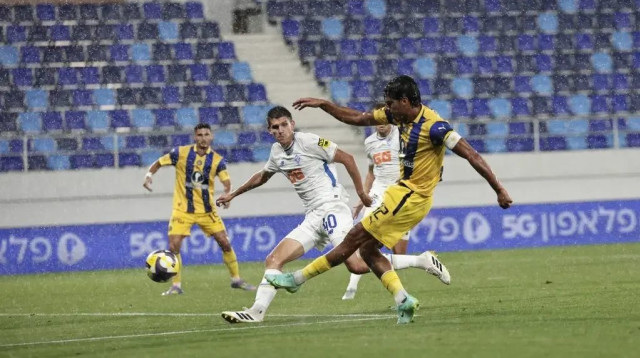 דור פרץ, מכבי תל אביב (צילום: אתר רשמי, מכבי תל אביב)