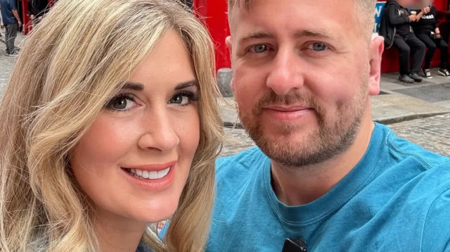 טניה ואשלי, זוג שמקיים מסיבות של חילופי זוגות (צילום: Kennedy News and Media)