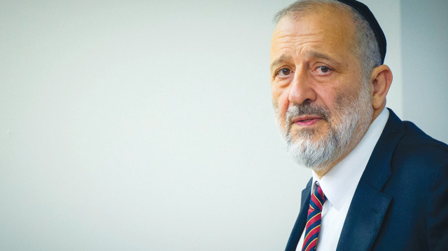 אריה דרעי (צילום: יונתן זינדל פלאש 90)