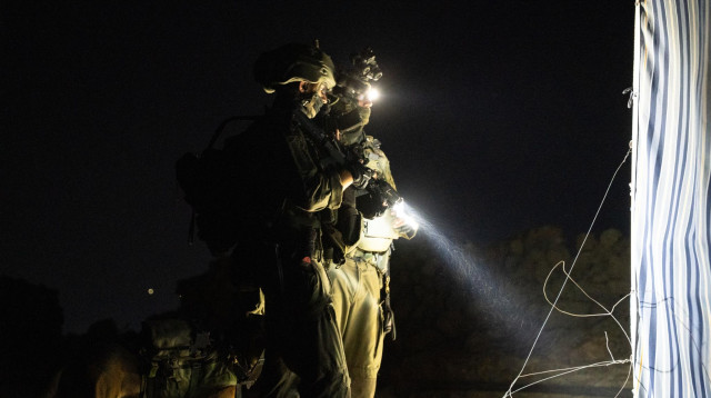 כוחות צה"ל עצרו חשודים בקידום פעילות טרור בדרום סוריה (צילום: דובר צה"ל)