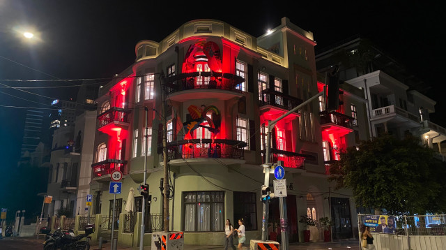 שדרות רוטשילד (צילום: אבשלום ששוני)