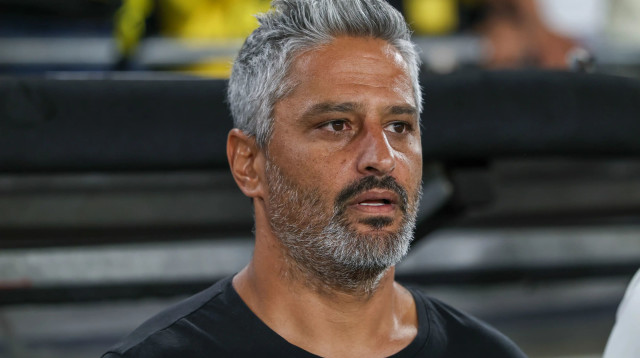 ברק יצחקי מאמן בית"ר ירושלים (צילום: דני מרון)