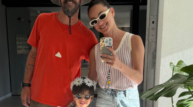 אנה ארונוב, בעלה אייל ואדם (צילום: אינסטגרם)