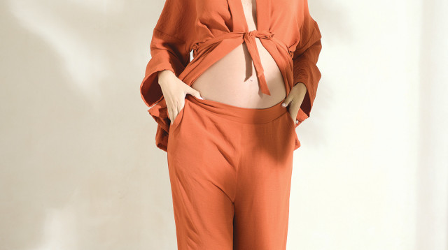 זקט הריון קשירה של המותג אבישג ארבל (צילום: רועי סרוסי)