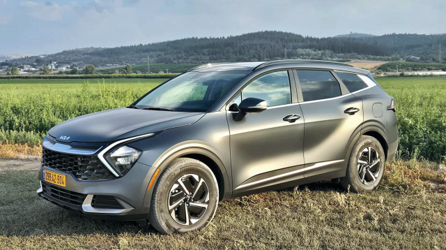 קיה ספורטאז'  (צילום: אודי עציון)