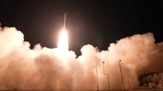 שיגור הלווין אופק 19 (צילום: מולטימדיה מפא״ת, משרד הביטחון)