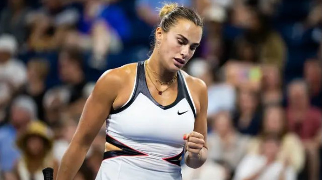 קלי קלות. ארינה סבאלנקה (צילום: GettyImages, Robert Prange)