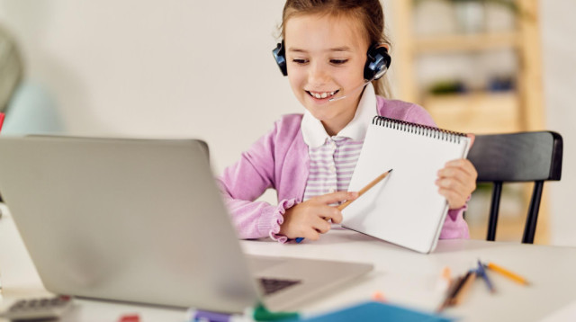 מכללת המרכז להכשרה חינוכית  (צילום: FREEPIK)