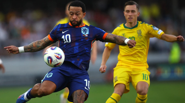 ממפיס דפאי, שחקן נבחרת הולנד (צילום: רויטרס)