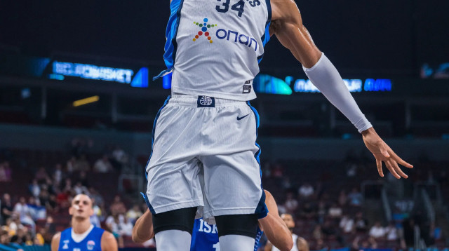 שחקן נבחרת יוון יאניס אנטטוקומפו (צילום: GettyImages, Matteo Marchi/FIBA)
