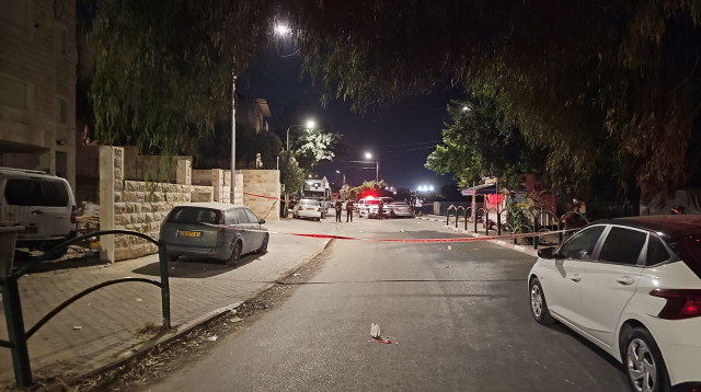 זירת האירוע בג'סר א-זרקא (צילום: דוברות המשטרה)