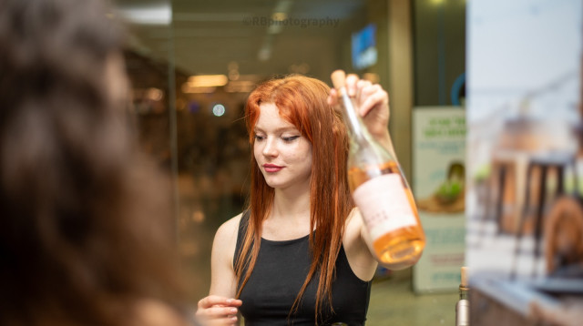 פסטיבל היין בגן העיר (צילום: מור יוסף)