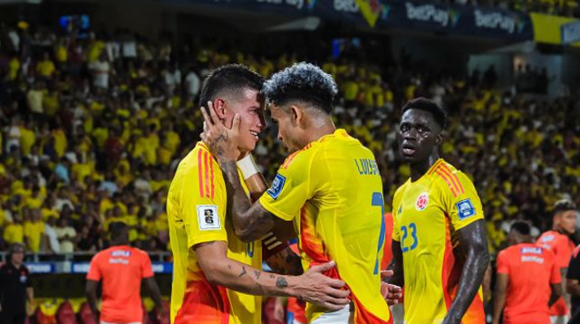 שחקני קולומביה חוגגים (צילום: David Nieto/Eurasia Sport Images/Getty Images)