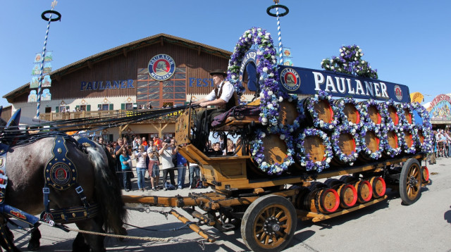 פסטיבל אוקטוברפסט של פאולנר במינכן (צילום: יח"צ חו"ל)