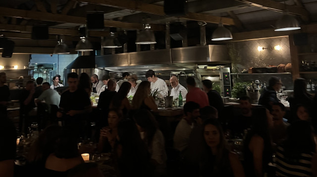 מסעדת הסלון (צילום: שובל עזור)