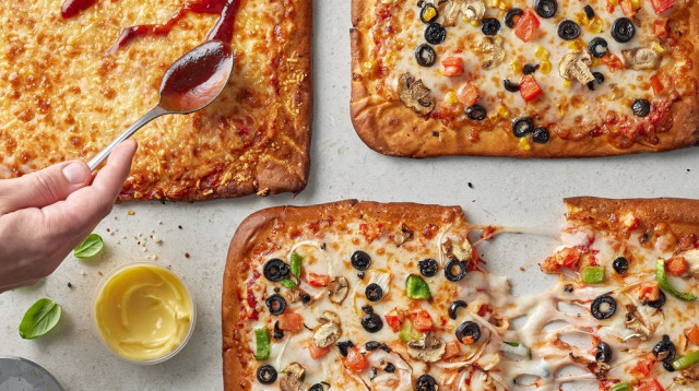 פאפא ג'ונס פיצה גלוטן פרנדלי (צילום: אמיר מנחם)