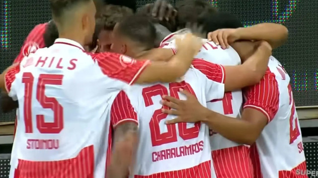 ניקיטה סטוינוב, דינמו בוקרשט (צילום: צילום מסך, .)