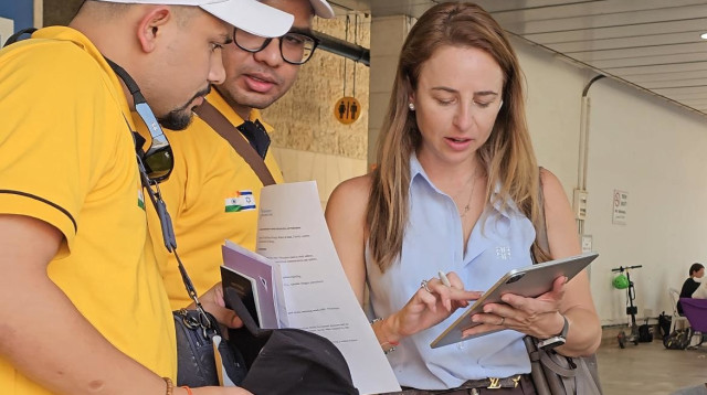 עובדים זרים נכנסים גם לתעשייה ולמסחר (צילום: דוברות הלשכה המרכזית לעובדים זרים בע״מ)