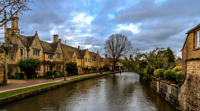 בורטון-און-דה-ווטר, אנגליה (צילום: שאטרסטוק)