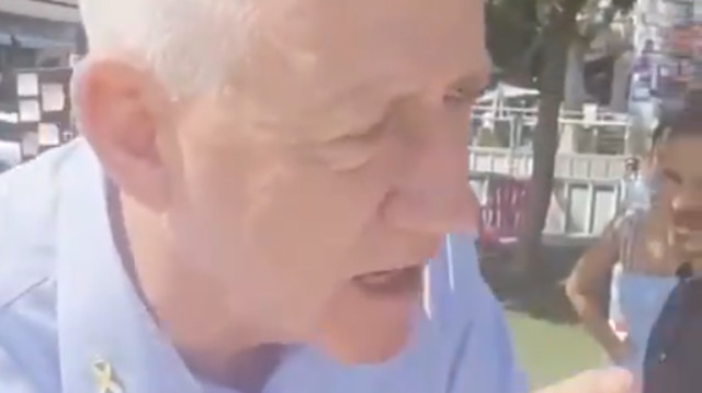 בני גנץ בעימות (צילום: צילום מסך)