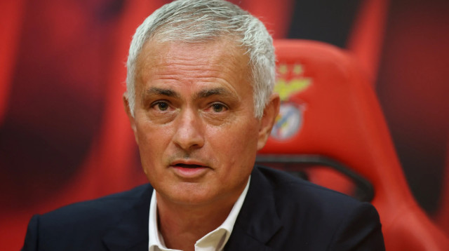 ז'וזה מוריניו, מאמן בנפיקה (צילום: רויטרס)